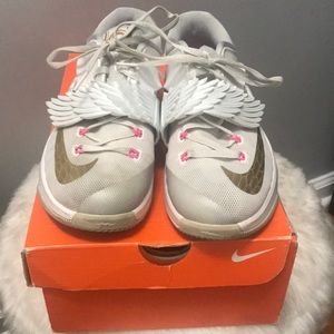 KD VII PRM “Aunt Pearls” Youth Size 5